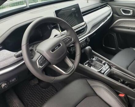 Джип Компас 2025 в Ивано-Франковске на Automoto.ua Серый Джип Компас, объемом двигателя 2 л и пробегом 3 тыс. км за 42500 $, фото 4 на Automoto.ua