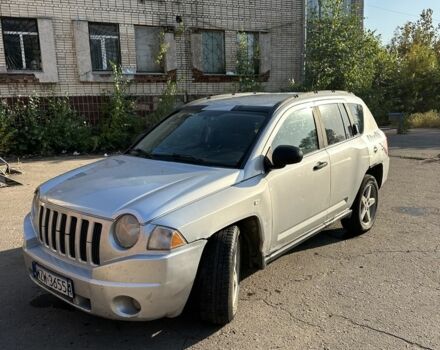 Сірий Джип Compass, об'ємом двигуна 2 л та пробігом 300 тис. км за 2500 $, фото 1 на Automoto.ua