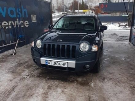 Серый Джип Компас, объемом двигателя 2 л и пробегом 317 тыс. км за 3778 $, фото 1 на Automoto.ua