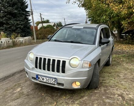 Джип Compass 2007 у Краматорске на Automoto.ua Сірий Джип Compass, об'ємом двигуна 2 л та пробігом 310 тис. км за 3580 $, фото 1 на Automoto.ua