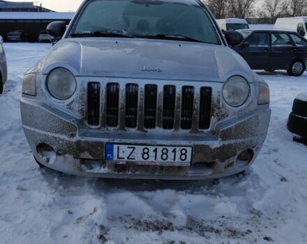 Серый Джип Компас, объемом двигателя 2 л и пробегом 111 тыс. км за 2995 $, фото 1 на Automoto.ua