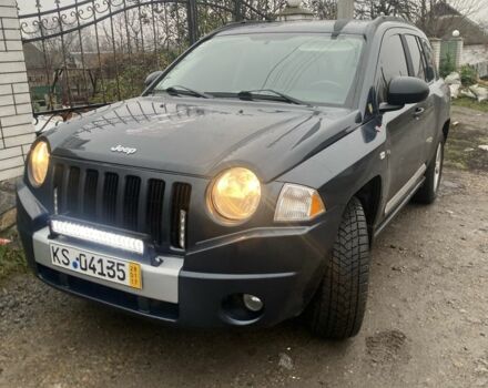 Серый Джип Компас, объемом двигателя 2 л и пробегом 201 тыс. км за 3600 $, фото 1 на Automoto.ua