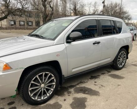 Серый Джип Компас, объемом двигателя 2.4 л и пробегом 320 тыс. км за 5800 $, фото 1 на Automoto.ua