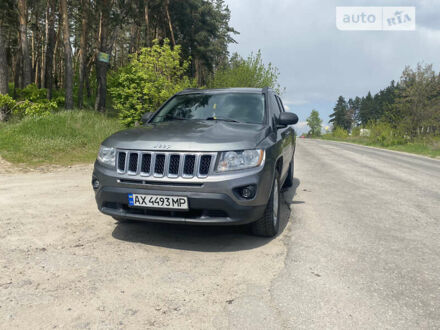 Джип Компас 2011 в Харькове на Automoto.ua Серый Джип Компас, объемом двигателя 2.4 л и пробегом 215 тыс. км за 8400 $, фото 1 на Automoto.ua