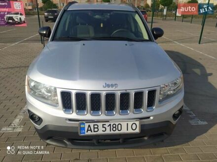 Джип Компас 2011 в Виннице на Automoto.ua Серый Джип Компас, объемом двигателя 2.36 л и пробегом 235 тыс. км за 9500 $, фото 1 на Automoto.ua