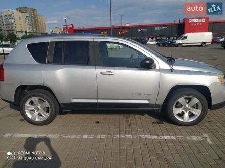 Сірий Джип Compass, об'ємом двигуна 2.36 л та пробігом 235 тис. км за 8100 $, фото 1 на Automoto.ua