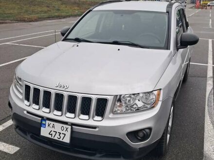 Серый Джип Компас, объемом двигателя 2.36 л и пробегом 324 тыс. км за 7500 $, фото 1 на Automoto.ua