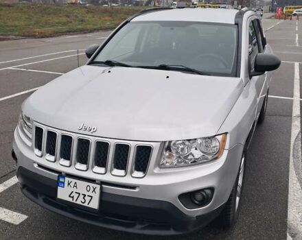 Серый Джип Компас, объемом двигателя 2.36 л и пробегом 324 тыс. км за 7500 $, фото 1 на Automoto.ua