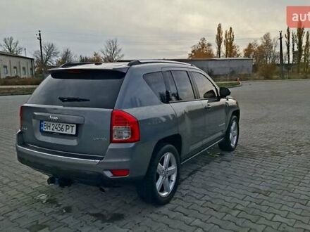 Джип Компас 2011 в Врадиевке на Automoto.ua Серый Джип Компас, объемом двигателя 2.4 л и пробегом 175 тыс. км за 8999 $, фото 1 на Automoto.ua