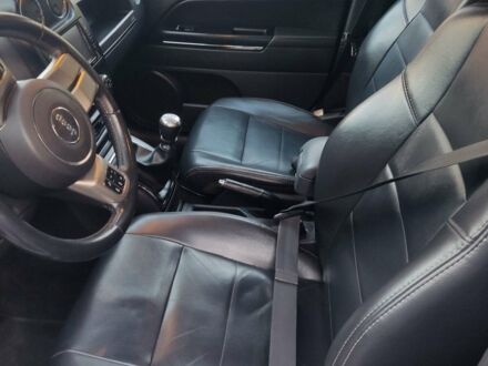 Сірий Джип Compass, об'ємом двигуна 2.14 л та пробігом 260 тис. км за 9000 $, фото 1 на Automoto.ua