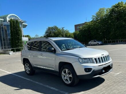 Сірий Джип Compass, об'ємом двигуна 2.2 л та пробігом 180 тис. км за 10000 $, фото 1 на Automoto.ua