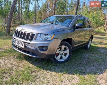 Серый Джип Компас, объемом двигателя 2.36 л и пробегом 320 тыс. км за 8700 $, фото 1 на Automoto.ua