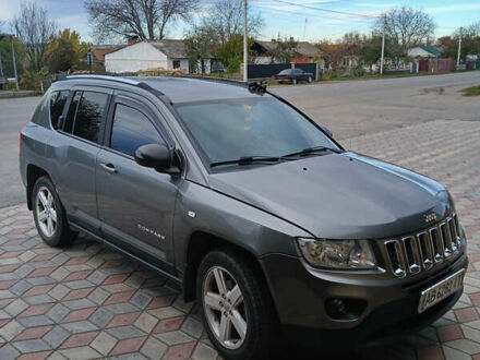 Серый Джип Компас, объемом двигателя 2.14 л и пробегом 238 тыс. км за 4400 $, фото 1 на Automoto.ua