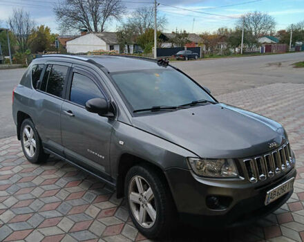 Сірий Джип Compass, об'ємом двигуна 2.14 л та пробігом 238 тис. км за 4400 $, фото 1 на Automoto.ua