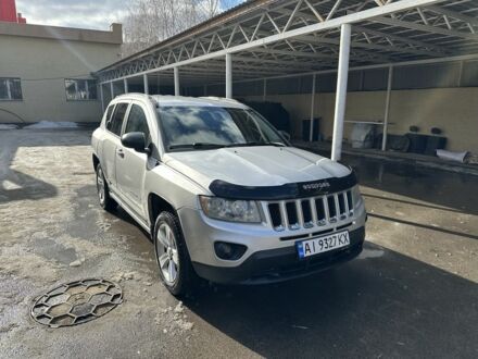 Сірий Джип Compass, об'ємом двигуна 2.4 л та пробігом 308 тис. км за 7200 $, фото 1 на Automoto.ua