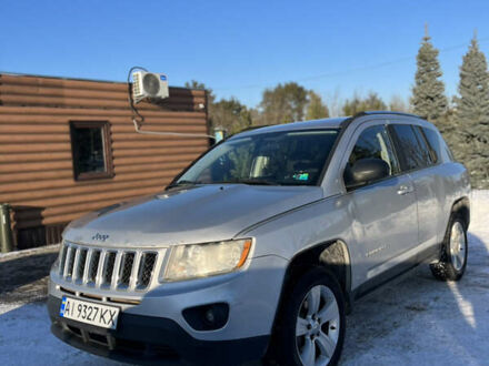 Серый Джип Компас, объемом двигателя 2.36 л и пробегом 204 тыс. км за 6700 $, фото 1 на Automoto.ua