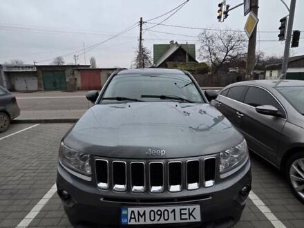 Сірий Джип Compass, об'ємом двигуна 2.36 л та пробігом 195 тис. км за 7500 $, фото 1 на Automoto.ua