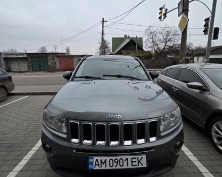Сірий Джип Compass, об'ємом двигуна 2.36 л та пробігом 195 тис. км за 7500 $, фото 1 на Automoto.ua