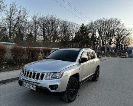 Серый Джип Компас, объемом двигателя 2.4 л и пробегом 255 тыс. км за 10000 $, фото 1 на Automoto.ua