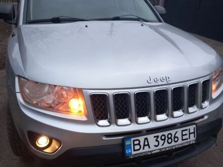 Джип Compass 2012 у Кропивницькому (Кіровограді) на Automoto.ua Сірий Джип Compass, об'ємом двигуна 2.4 л та пробігом 210 тис. км за 8799 $, фото 1 на Automoto.ua