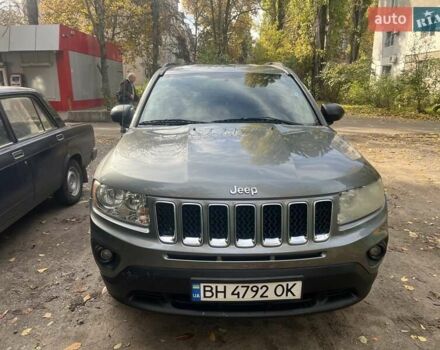 Серый Джип Компас, объемом двигателя 2 л и пробегом 121 тыс. км за 7800 $, фото 1 на Automoto.ua