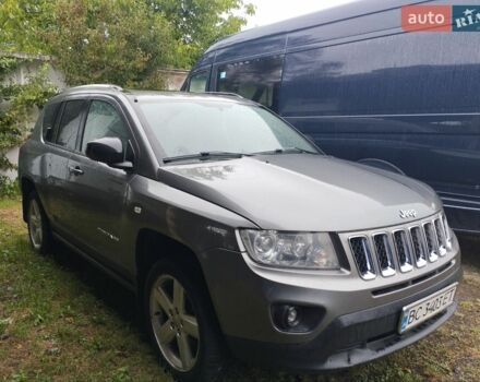 Сірий Джип Compass, об'ємом двигуна 2.14 л та пробігом 315 тис. км за 8600 $, фото 1 на Automoto.ua