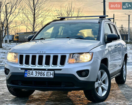 Серый Джип Компас, объемом двигателя 2.36 л и пробегом 203 тыс. км за 7800 $, фото 1 на Automoto.ua