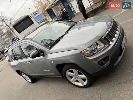Сірий Джип Compass, об'ємом двигуна 2.14 л та пробігом 211 тис. км за 10500 $, фото 1 на Automoto.ua