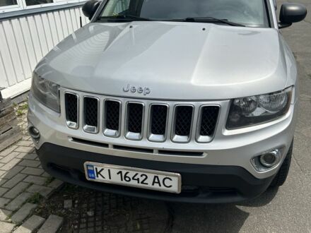 Серый Джип Компас, объемом двигателя 2.4 л и пробегом 240 тыс. км за 9400 $, фото 1 на Automoto.ua