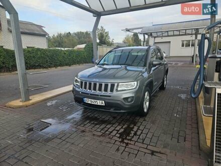 Сірий Джип Compass, об'ємом двигуна 2.36 л та пробігом 90 тис. км за 9000 $, фото 1 на Automoto.ua