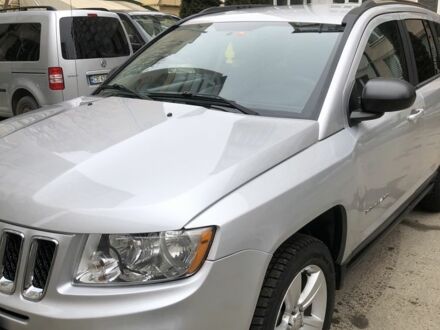 Серый Джип Компас, объемом двигателя 2.4 л и пробегом 160 тыс. км за 8900 $, фото 1 на Automoto.ua