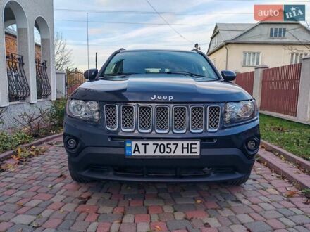 Джип Compass 2013 у Тысменице на Automoto.ua Сірий Джип Compass, об'ємом двигуна 2.36 л та пробігом 89 тис. км за 10800 $, фото 1 на Automoto.ua