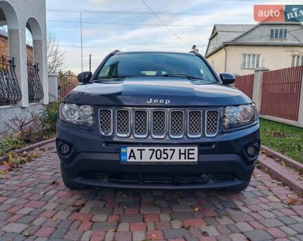 Джип Компас 2013 в Тысменице на Automoto.ua Серый Джип Компас, объемом двигателя 2.36 л и пробегом 89 тыс. км за 10800 $, фото 1 на Automoto.ua