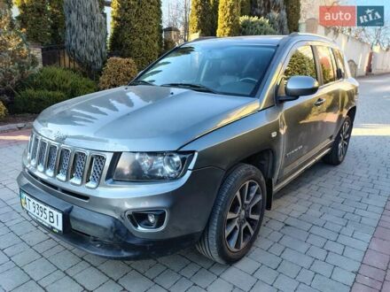 Джип Компас 2013 в Ивано-Франковске на Automoto.ua Серый Джип Компас, объемом двигателя 2.36 л и пробегом 154 тыс. км за 9500 $, фото 1 на Automoto.ua