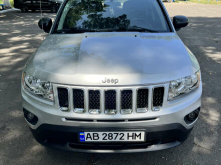 Сірий Джип Compass, об'ємом двигуна 2.4 л та пробігом 207 тис. км за 9500 $, фото 1 на Automoto.ua