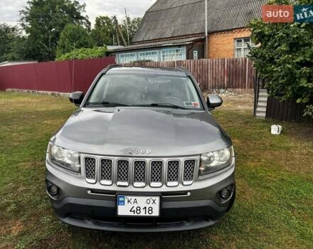 Сірий Джип Compass, об'ємом двигуна 2.36 л та пробігом 142 тис. км за 10500 $, фото 1 на Automoto.ua