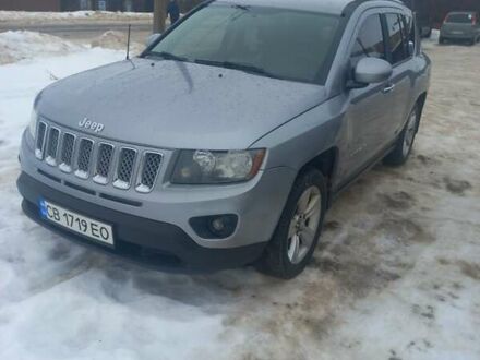 Серый Джип Компас, объемом двигателя 2.36 л и пробегом 300 тыс. км за 8900 $, фото 1 на Automoto.ua