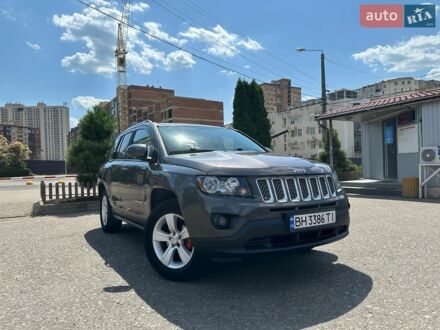 Сірий Джип Compass, об'ємом двигуна 2.36 л та пробігом 98 тис. км за 10500 $, фото 1 на Automoto.ua