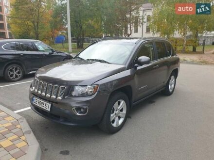 Джип Compass 2014 у Чернігові на Automoto.ua Сірий Джип Compass, об'ємом двигуна 2 л та пробігом 80 тис. км за 8300 $, фото 1 на Automoto.ua