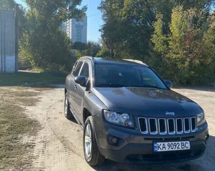 Серый Джип Компас, объемом двигателя 2.36 л и пробегом 263 тыс. км за 11300 $, фото 1 на Automoto.ua