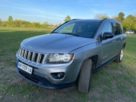 Джип Compass 2014 у Бердичеве на Automoto.ua Сірий Джип Compass, об'ємом двигуна 2 л та пробігом 236 тис. км за 9300 $, фото 1 на Automoto.ua