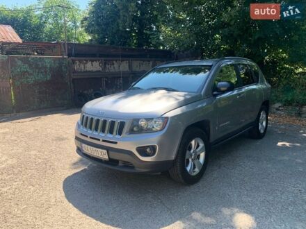 Сірий Джип Compass, об'ємом двигуна 2.4 л та пробігом 140 тис. км за 9800 $, фото 1 на Automoto.ua
