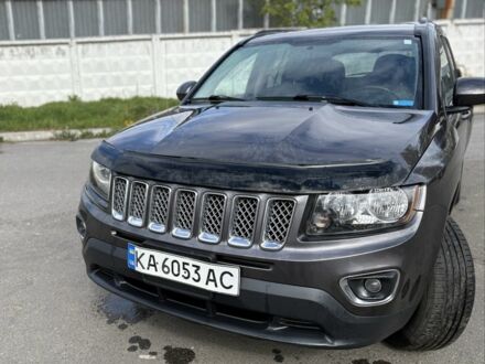 Сірий Джип Compass, об'ємом двигуна 2.4 л та пробігом 163 тис. км за 11200 $, фото 1 на Automoto.ua
