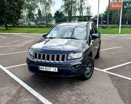 Сірий Джип Compass, об'ємом двигуна 2.4 л та пробігом 146 тис. км за 9600 $, фото 1 на Automoto.ua