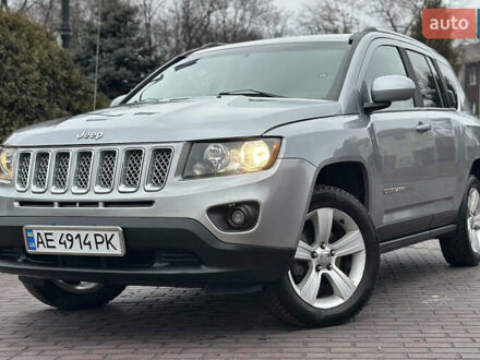 Серый Джип Компас, объемом двигателя 2.36 л и пробегом 240 тыс. км за 10500 $, фото 1 на Automoto.ua