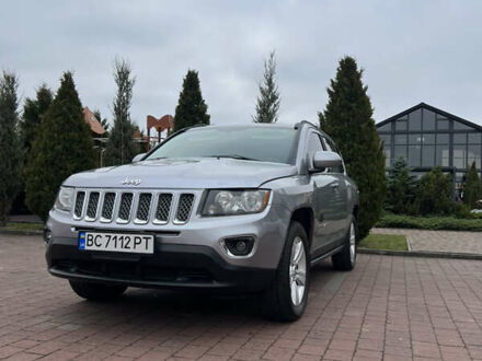 Сірий Джип Compass, об'ємом двигуна 2.36 л та пробігом 185 тис. км за 9700 $, фото 1 на Automoto.ua