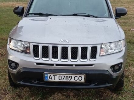 Сірий Джип Compass, об'ємом двигуна 2.36 л та пробігом 127 тис. км за 9300 $, фото 1 на Automoto.ua