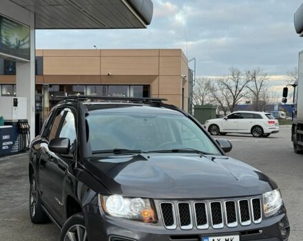 Серый Джип Компас, объемом двигателя 2.4 л и пробегом 95 тыс. км за 10999 $, фото 1 на Automoto.ua