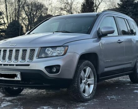 Серый Джип Компас, объемом двигателя 2.4 л и пробегом 240 тыс. км за 9999 $, фото 1 на Automoto.ua