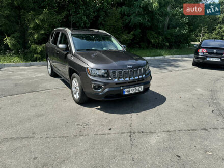 Серый Джип Компас, объемом двигателя 2.4 л и пробегом 138 тыс. км за 11900 $, фото 1 на Automoto.ua